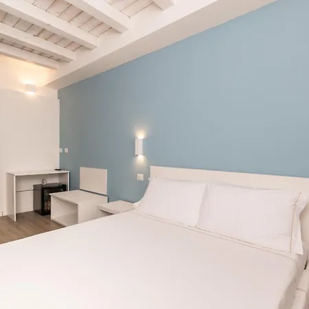 Aras Boutique Вилласимиус