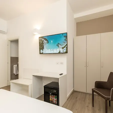 Aras Boutique 3* Вилласимиус