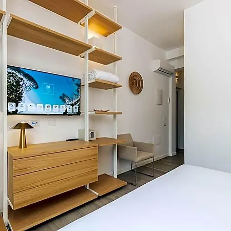 מלון Aras Boutique